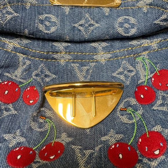 Louis Vuitton Takashi Murakami 2025 denim cerise sunset bag - Picture 9 of 12